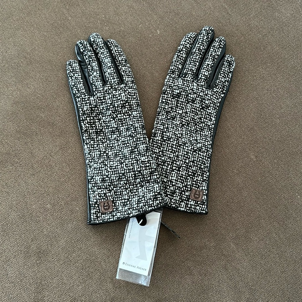 Etienne Aigner Houndstooth and Leather Gloves NEW size small lined NWT